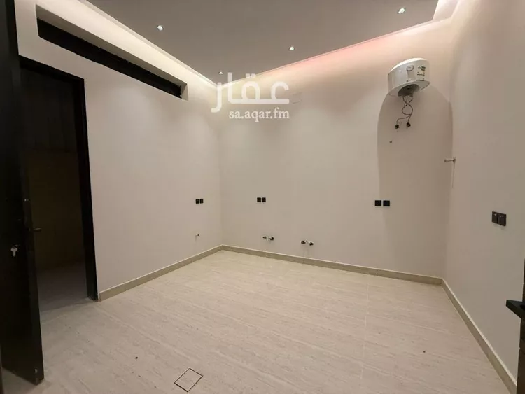 فيلا للبيع في شارع عبدالرزاق بن همام, حي الزهرة, مدينة الرياض, منطقة الرياض 16