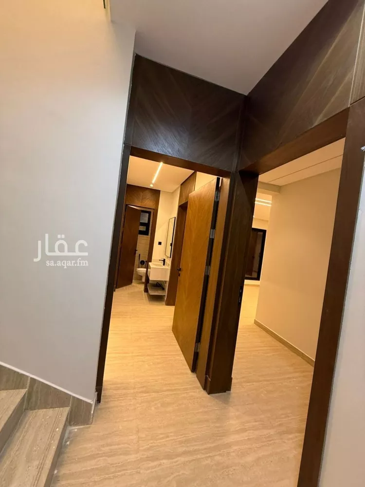 Floor for Sale in Riyadh Tuwaiq 12
