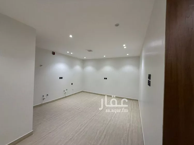 دور للبيع في شارع الفضول, حي طويق, مدينة الرياض, منطقة الرياض 18