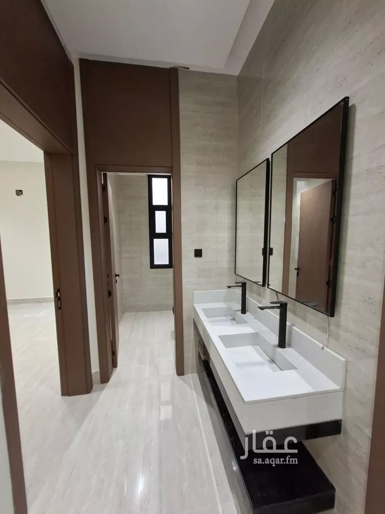 Floor for Sale in Riyadh Tuwaiq 10