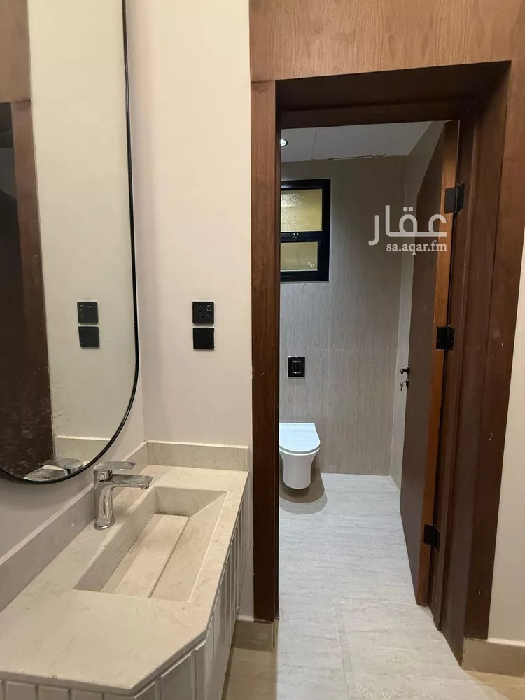 دور للبيع في شارع عبدالرحمن ابن مقبل, حي عكاظ, مدينة الرياض, منطقة الرياض 6