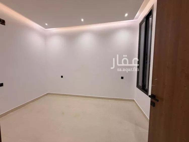 دور للبيع في شارع الفل, حي عكاظ, مدينة الرياض, منطقة الرياض 7