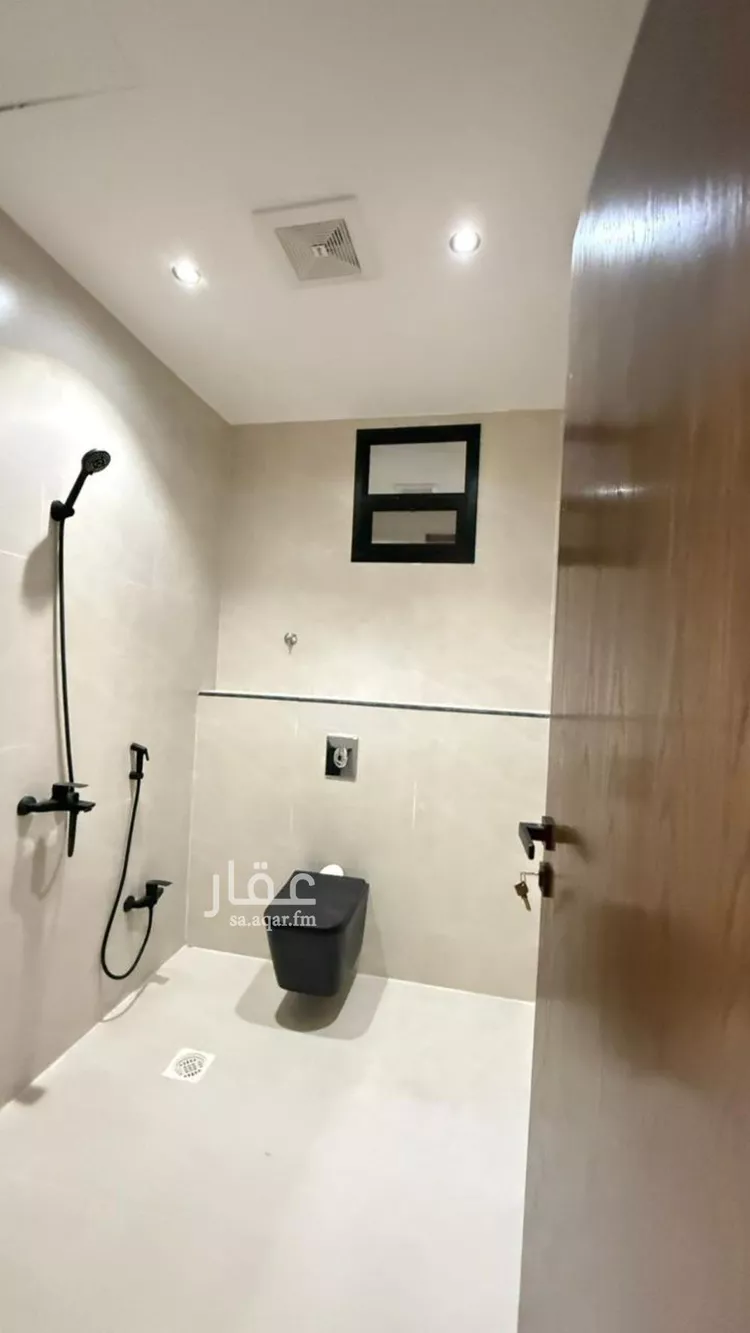 Floor for Sale in Al Muzahimiyah Al Hozaimiyah 6