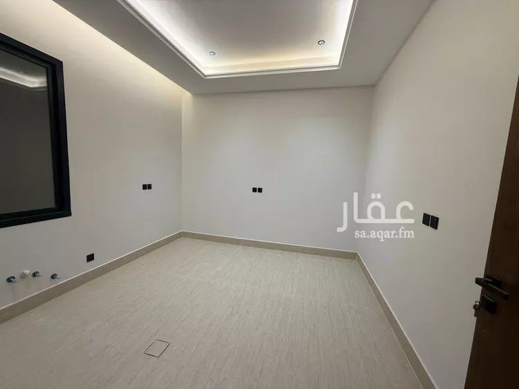 دور للبيع في شارع عبدالرحمن ابن مقبل, حي عكاظ, مدينة الرياض, منطقة الرياض صورة 5