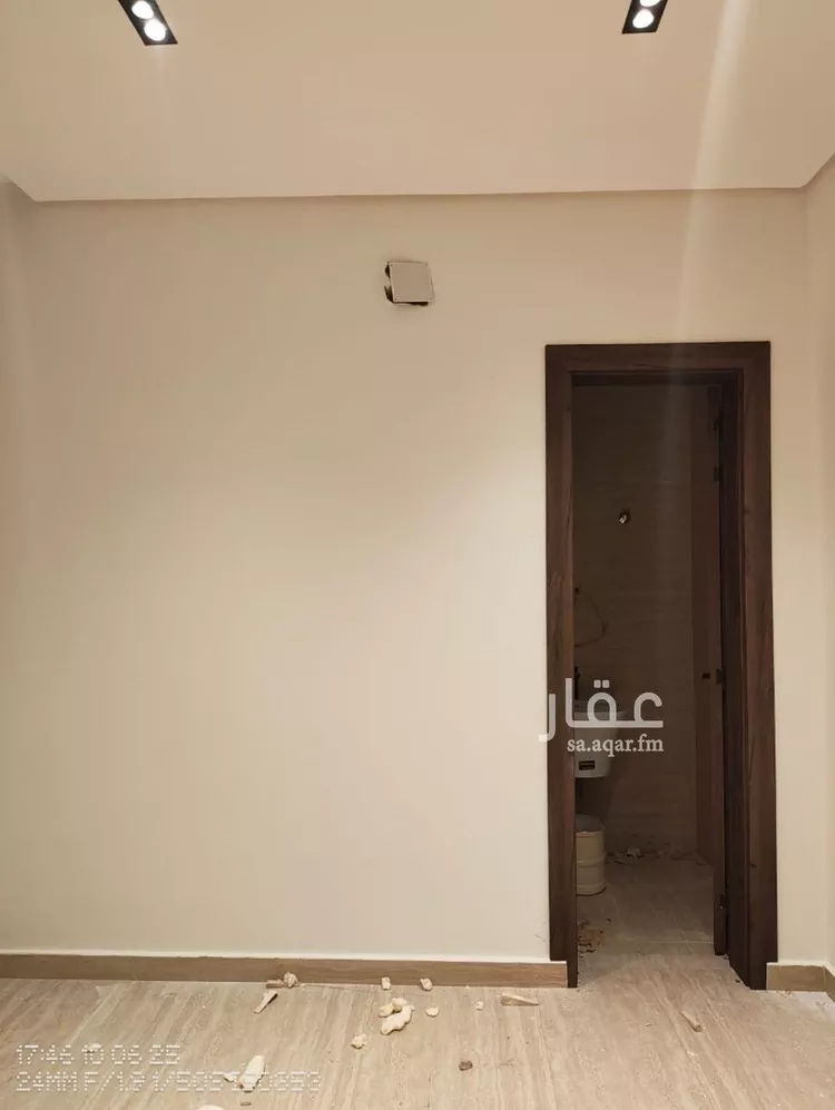 فيلا للبيع في شارع صالح المحمود, حي السويدي الغربي, مدينة الرياض, منطقة الرياض صورة 2