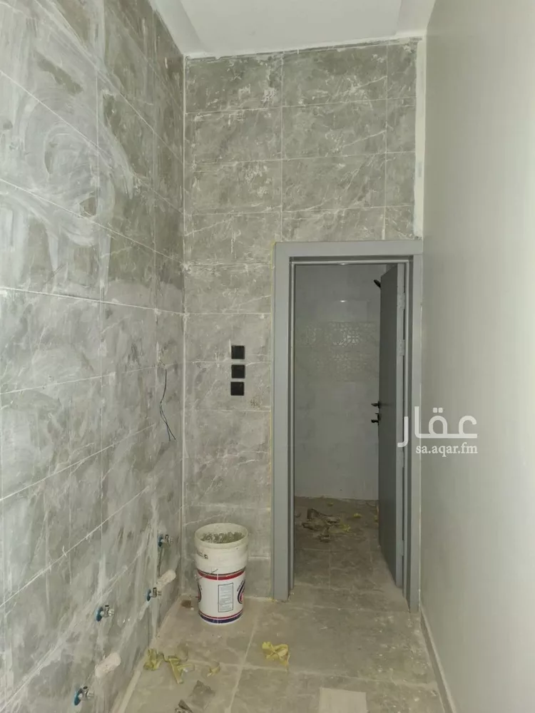 Floor for Sale in Al Muzahimiyah Al Hozaimiyah 10