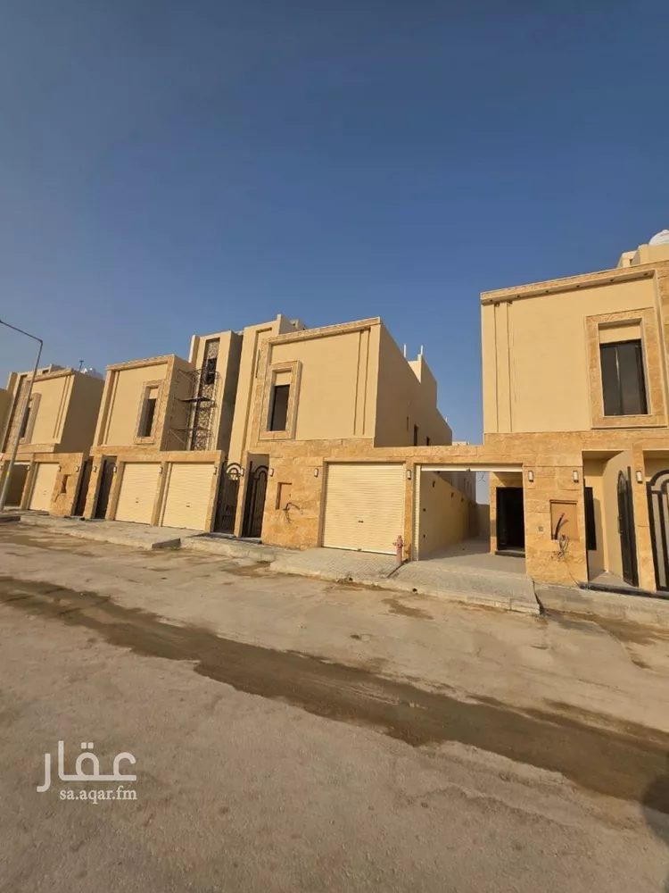 دور للبيع في شارع حسين بن حمد, حي طيبة, مدينة الرياض, منطقة الرياض صورة 2