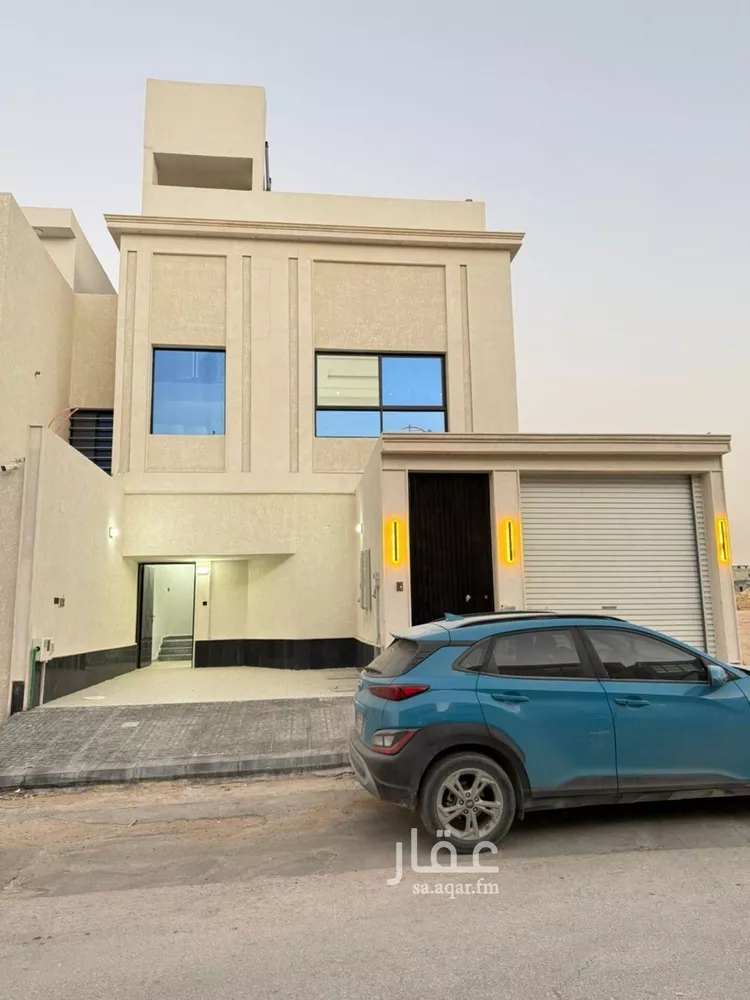 Floor for Sale in Riyadh Tuwaiq