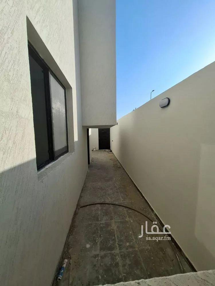 Floor for Sale in Al Muzahimiyah Al Hozaimiyah 6