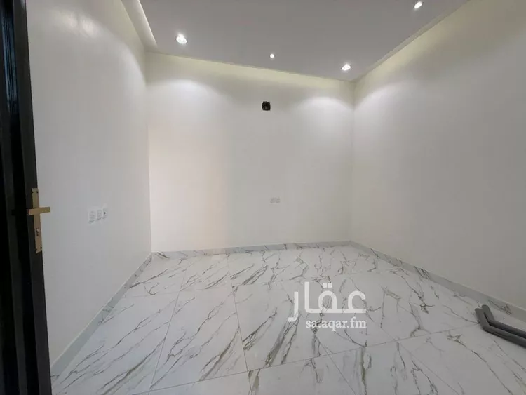 فيلا للبيع في شارع مودود أرسلان, حي العريجاء الغربي, مدينة الرياض, منطقة الرياض 9