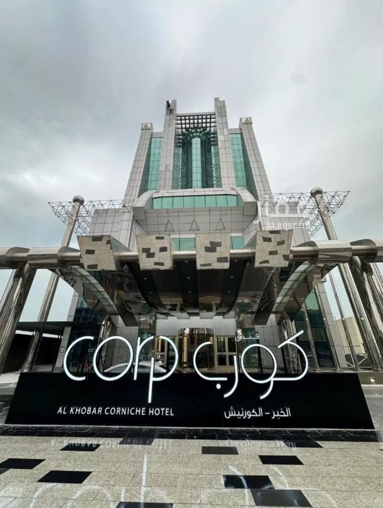 عمارة للبيع في شارع 2 اليرموك, حي الكورنيش, مدينة الخبر, المنطقة الشرقية