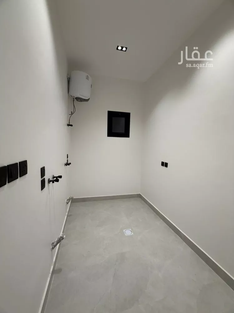 Floor for Sale in Riyadh Al Qadisiyah