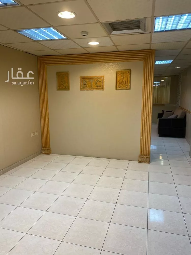 مكتب تجاري للإيجار في شارع الحادي عشر, حي الدواسر, مدينة الدمام, المنطقة الشرقية 8