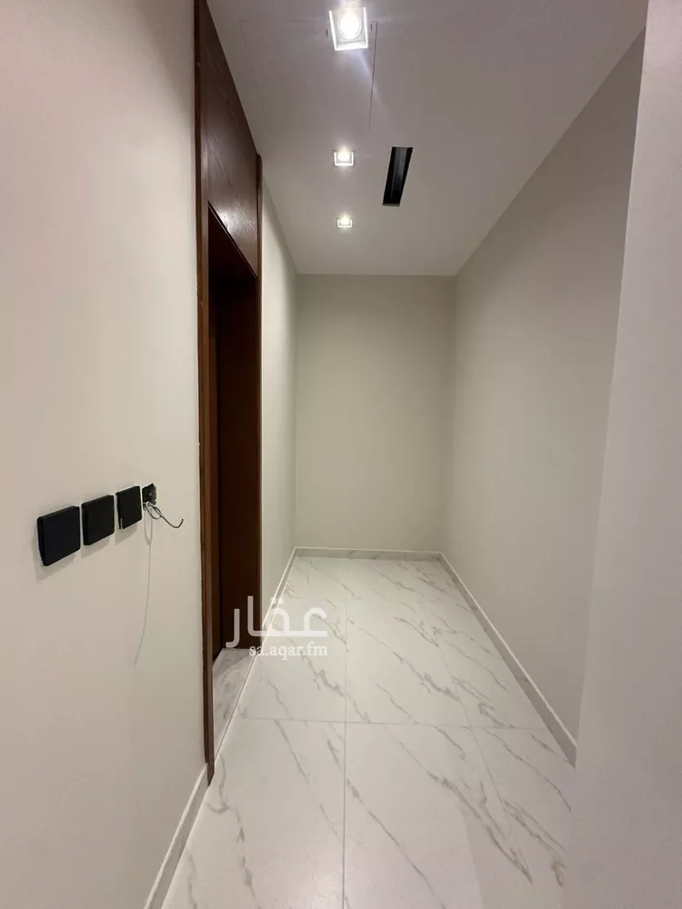 فيلا للبيع في شارع أبي رشيد الأصبهاني, حي الشراع, مدينة جدة, منطقة مكة المكرمة