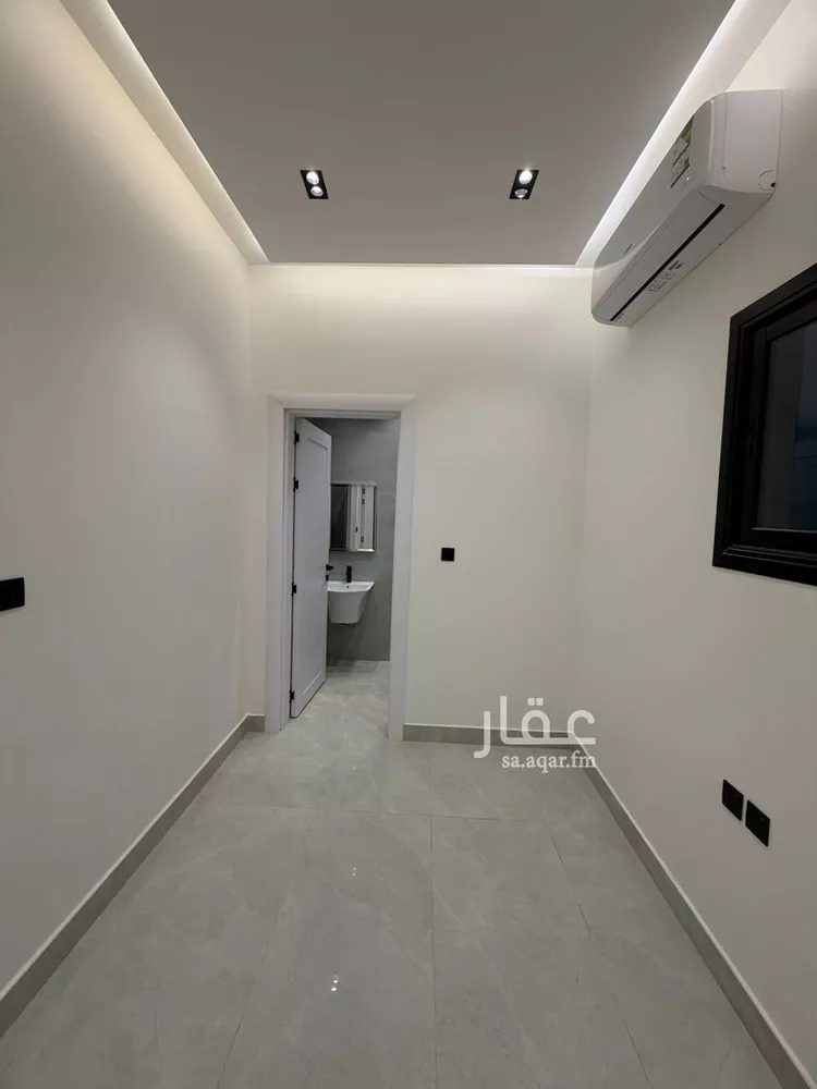 Floor for Sale in Riyadh Al Qadisiyah صورة 4