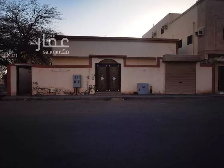 عمارة للبيع في شارع ممر مشاة 820, حي سكة الحديد, مدينة المدينة المنورة, منطقة المدينة المنورة
