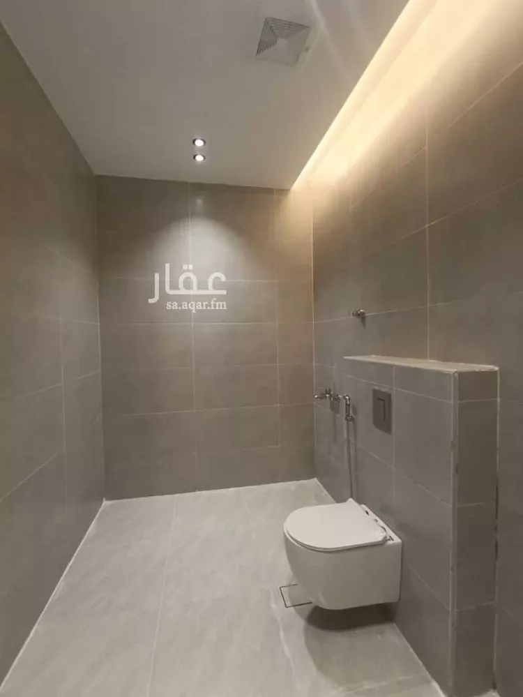 فيلا للبيع في شارع محمد ابن علي الحركان, حي الرحمانية, مدينة جدة, منطقة مكة المكرمة صورة 3