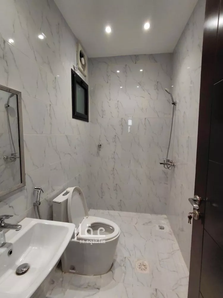 فيلا للبيع في شارع عامر ابن شراحيل الشعبي, حي الرحمانية, مدينة جدة, منطقة مكة المكرمة صورة 3