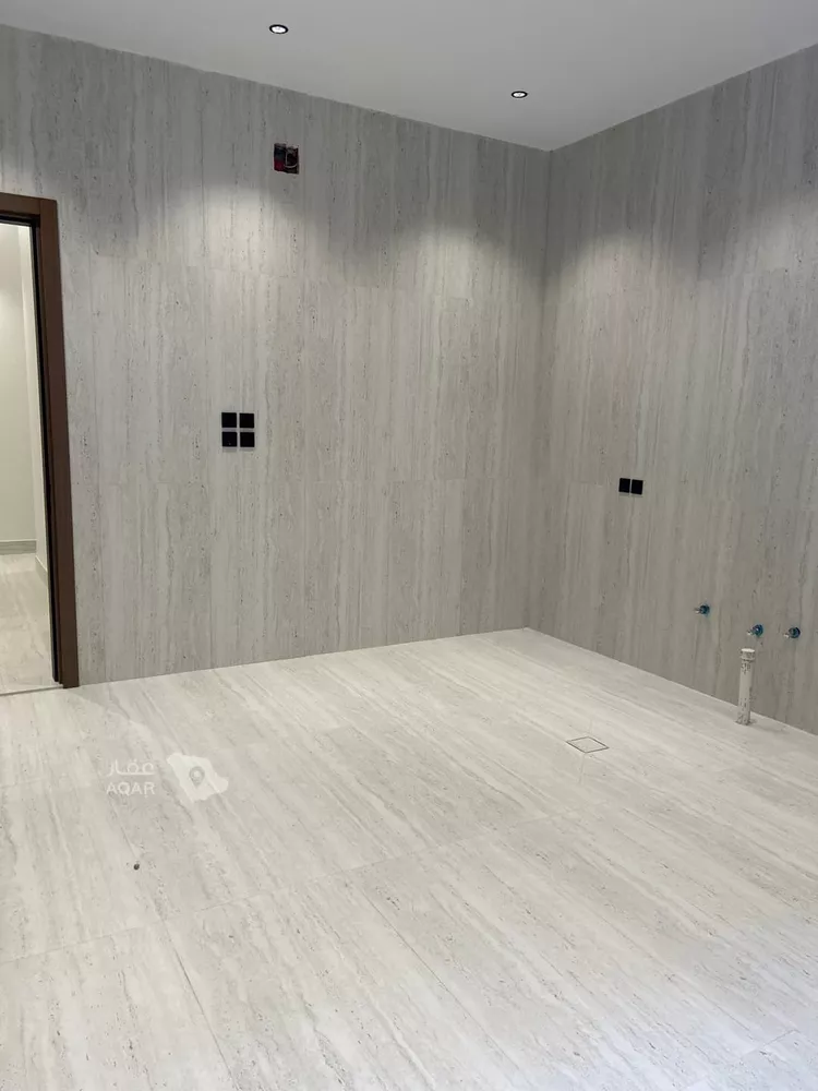Villa for Sale in Riyadh Ash Shifa 11