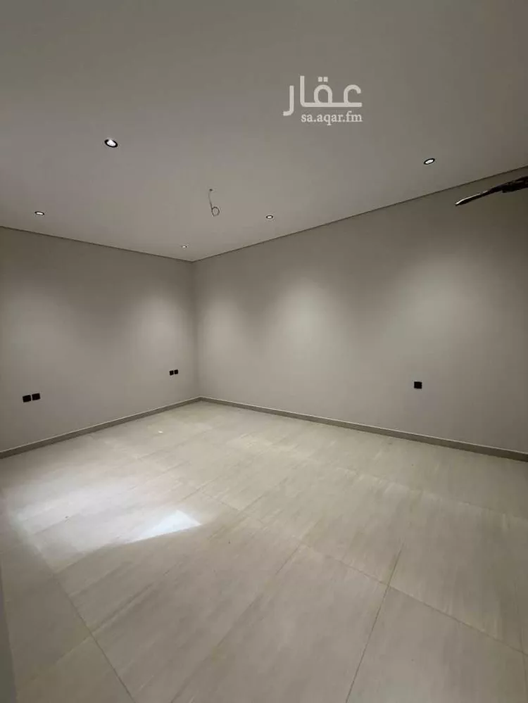 فيلا للإيجار في شارع اياس ابن قتادة, حي الاناهي, مدينة المدينة المنورة, منطقة المدينة المنورة صورة 3