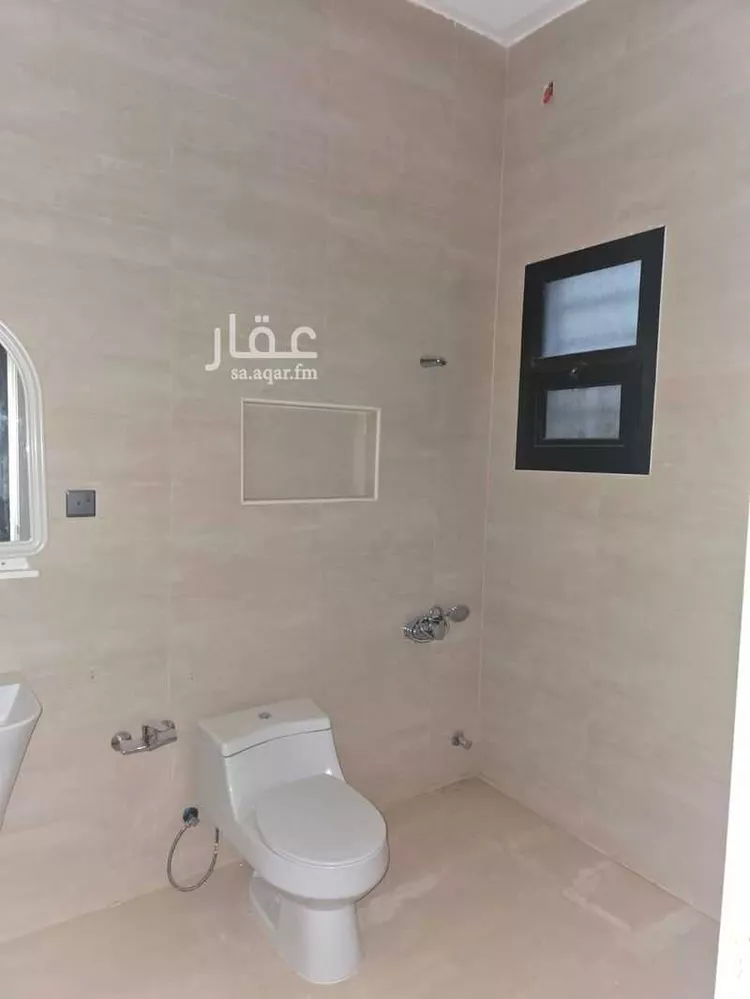 فيلا للبيع في شارع ابن يوسف الحكيم, حي البيان, مدينة الرياض, منطقة الرياض 7