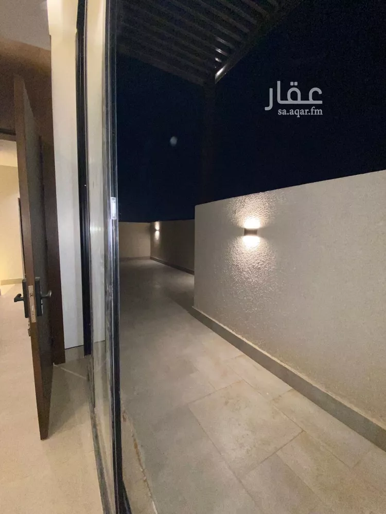 دور للبيع في شارع ناصر الدين الطائي, حي العقيق, مدينة الرياض, منطقة الرياض 7