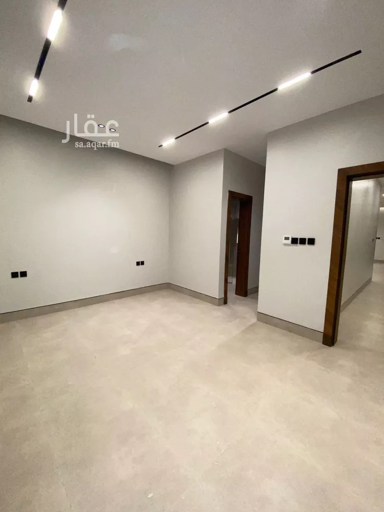 دور للبيع في شارع ناصر الدين الطائي, حي العقيق, مدينة الرياض, منطقة الرياض 12