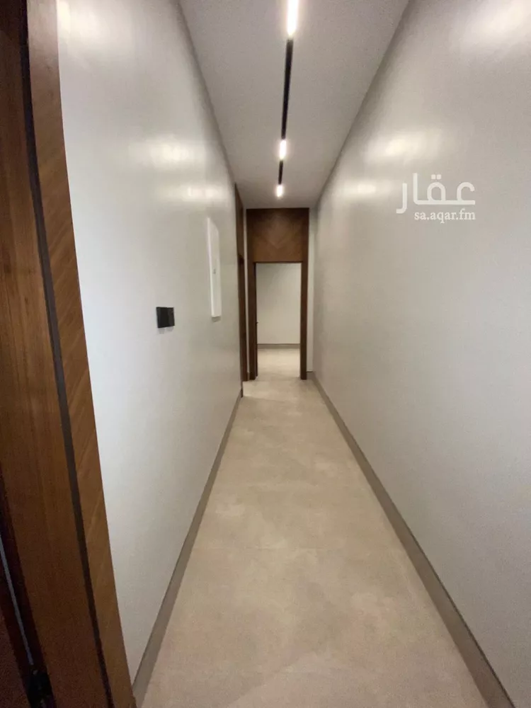 دور للبيع في شارع ناصر الدين الطائي, حي العقيق, مدينة الرياض, منطقة الرياض 9