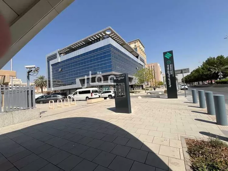 Commercial Office for Rent in Riyadh Al Wizarat صورة 5