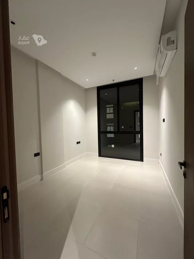 شقة للإيجار في شارع سعيد بن حسان, حي الروضة, مدينة الرياض, منطقة الرياض 11