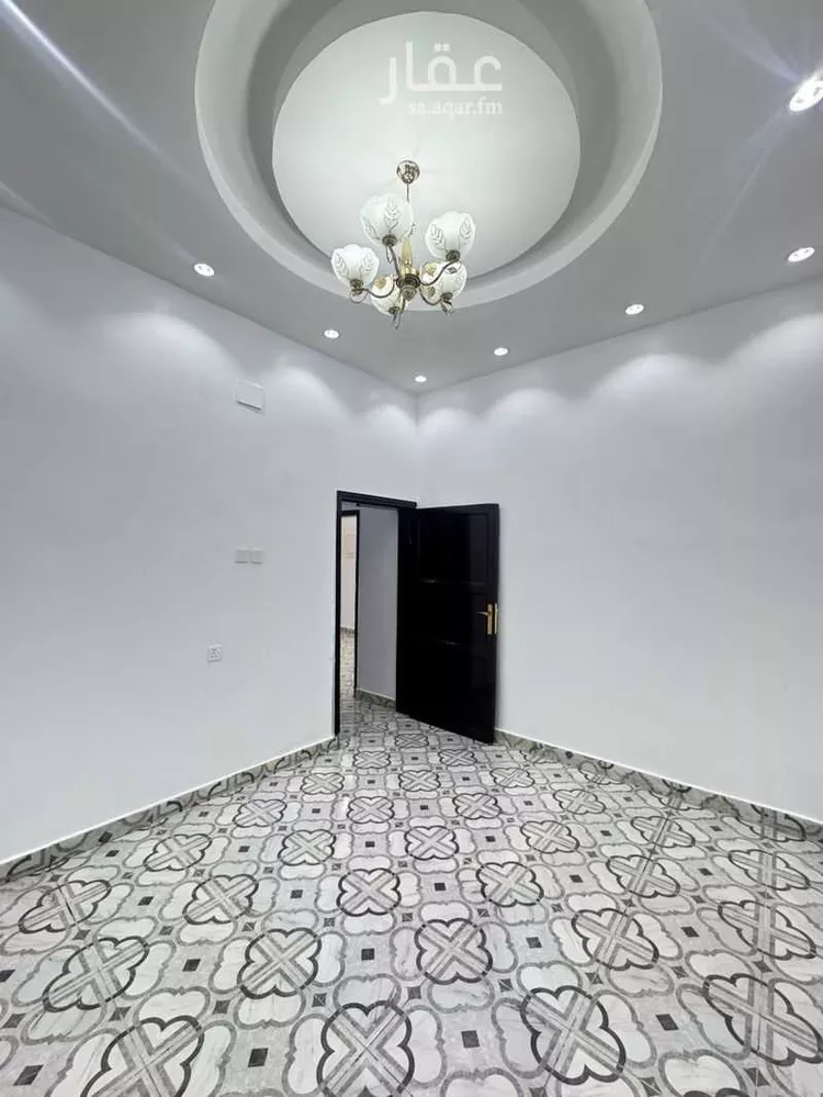 شقة للإيجار في شارع شارع الربيع ابن أنس, حي سلطانة, مدينة تبوك, منطقة تبوك