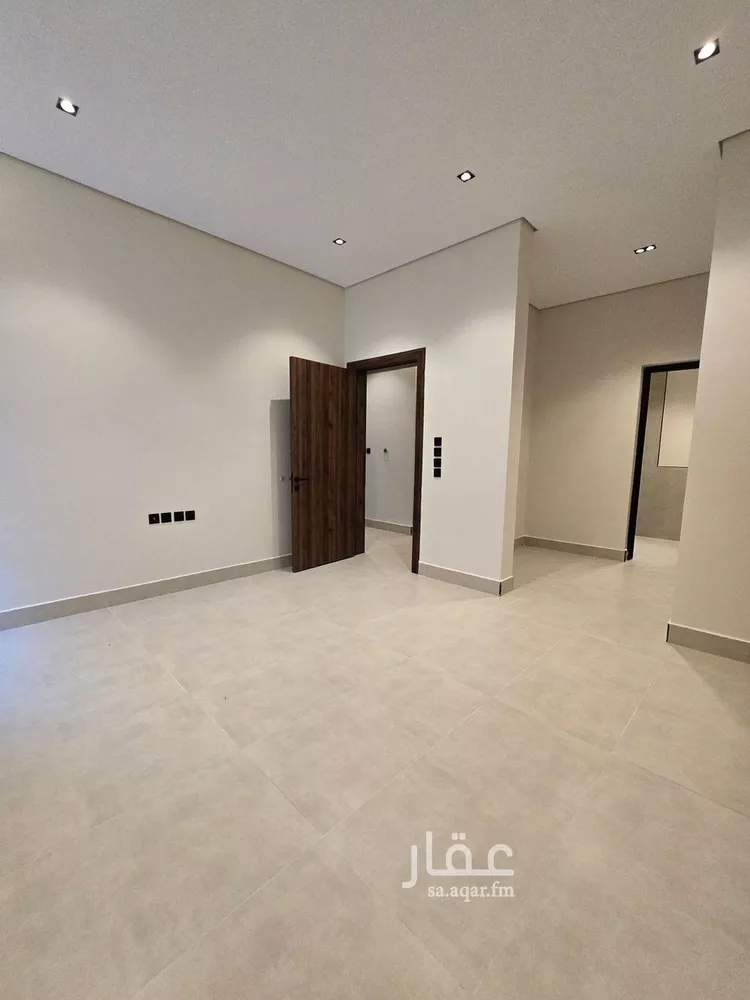 Floor for Sale in Riyadh Dhahrat Al Badi'ah 13