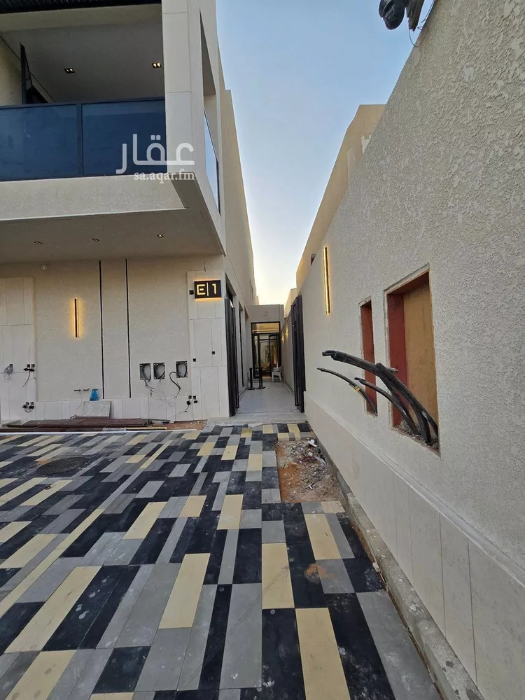 Floor for Sale in Riyadh Dhahrat Al Badi'ah 15