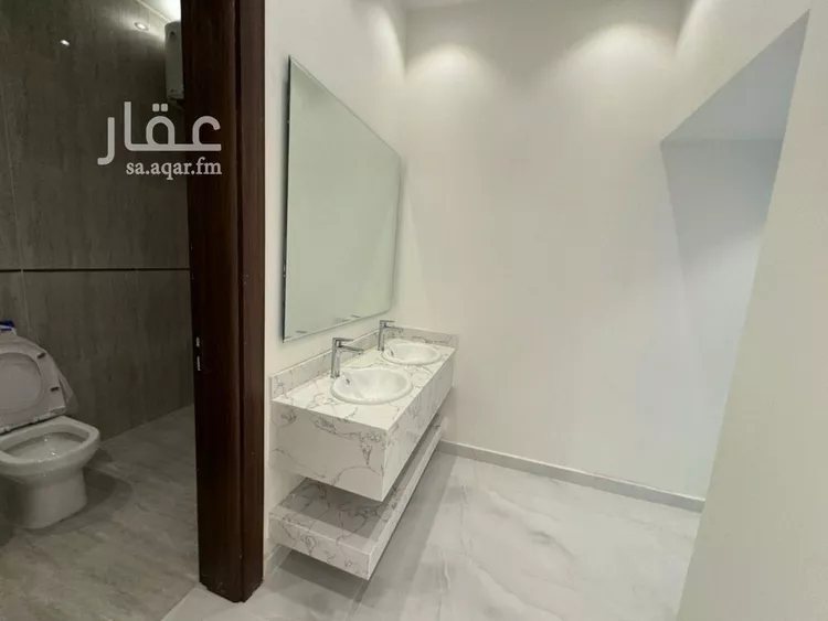فيلا للبيع في شارع جلاجل, حي ظهرة لبن, مدينة الرياض, منطقة الرياض صورة 4
