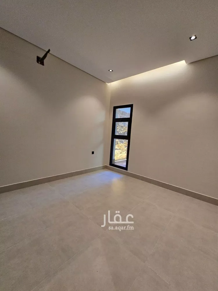 دور للبيع في شارع عبدالرحمن بن هديان, حي ظهرة البديعة, مدينة الرياض, منطقة الرياض 15