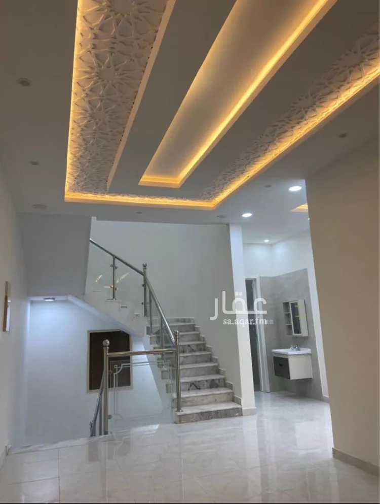 فيلا للإيجار في شارع ابي القاسم الثمانيني, حي الرمال, مدينة الرياض, منطقة الرياض صورة 2