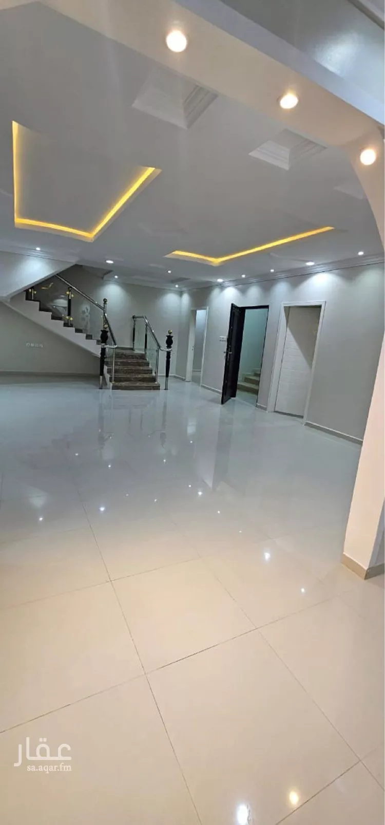 فيلا للإيجار في شارع نظام الدين بن معصوم, حي الرمال, مدينة الرياض, منطقة الرياض