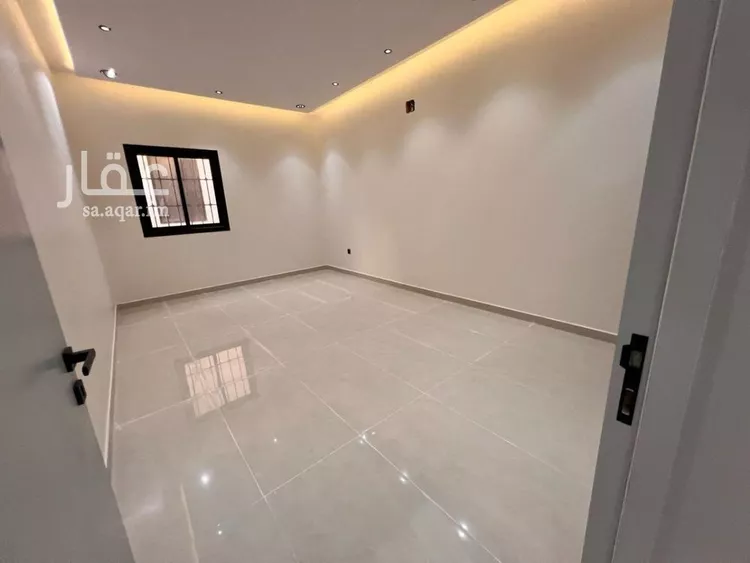 دور للبيع في شارع طريق خريص, حي الجنادرية, مدينة الرياض, منطقة الرياض صورة 2