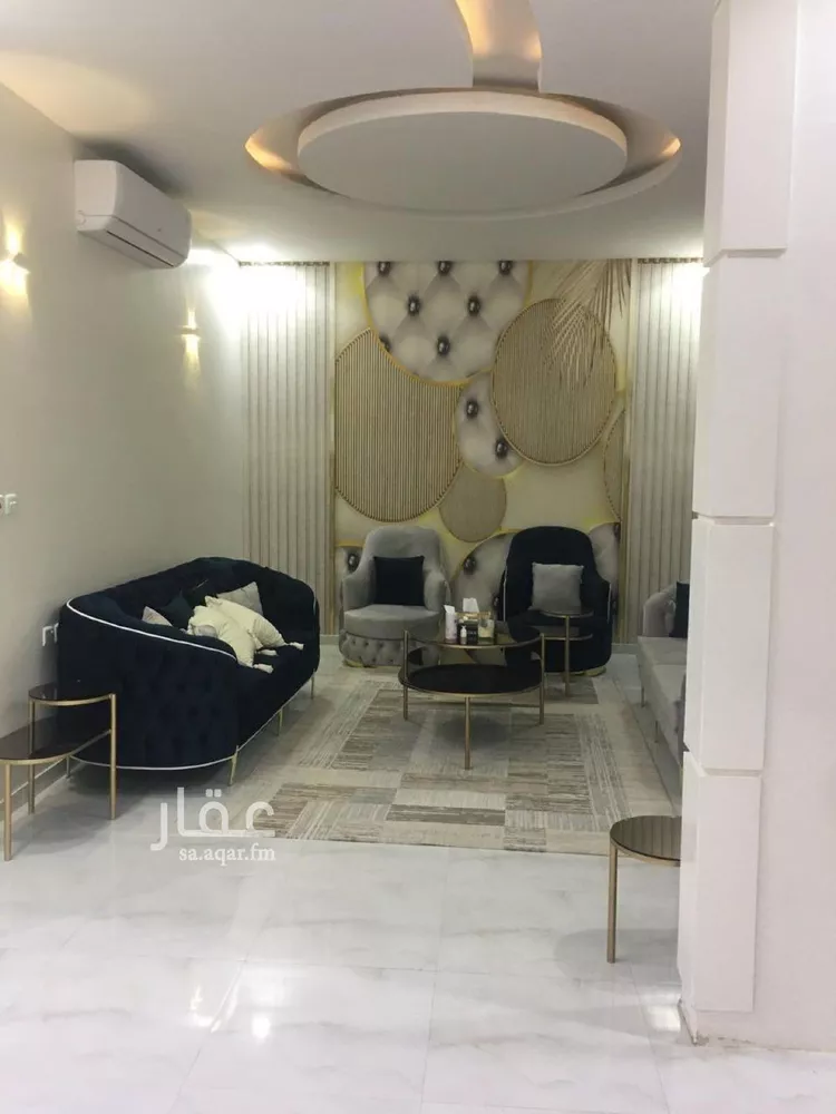 فيلا للإيجار في شارع عبدالحي كمال, حي الرمال, مدينة الرياض, منطقة الرياض صورة 2