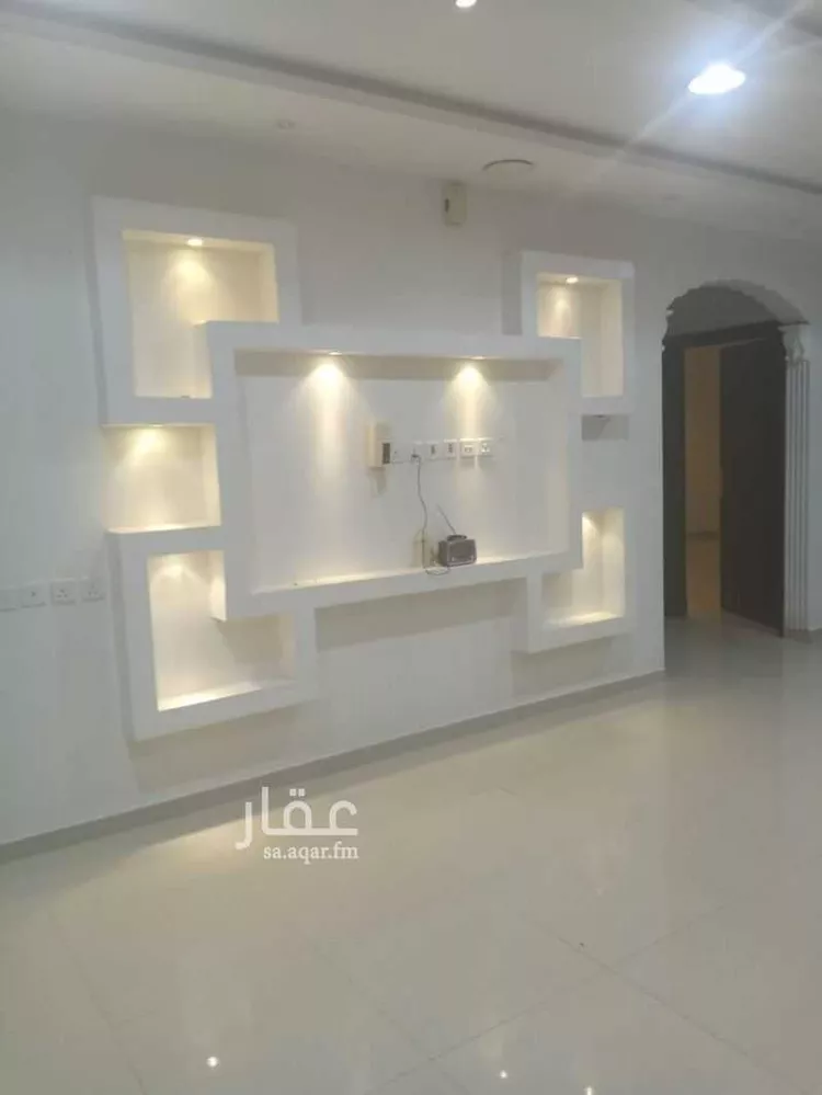 فيلا للبيع في شارع أبي إسحاق الفزاري, حي طويق, مدينة الرياض, منطقة الرياض صورة 3