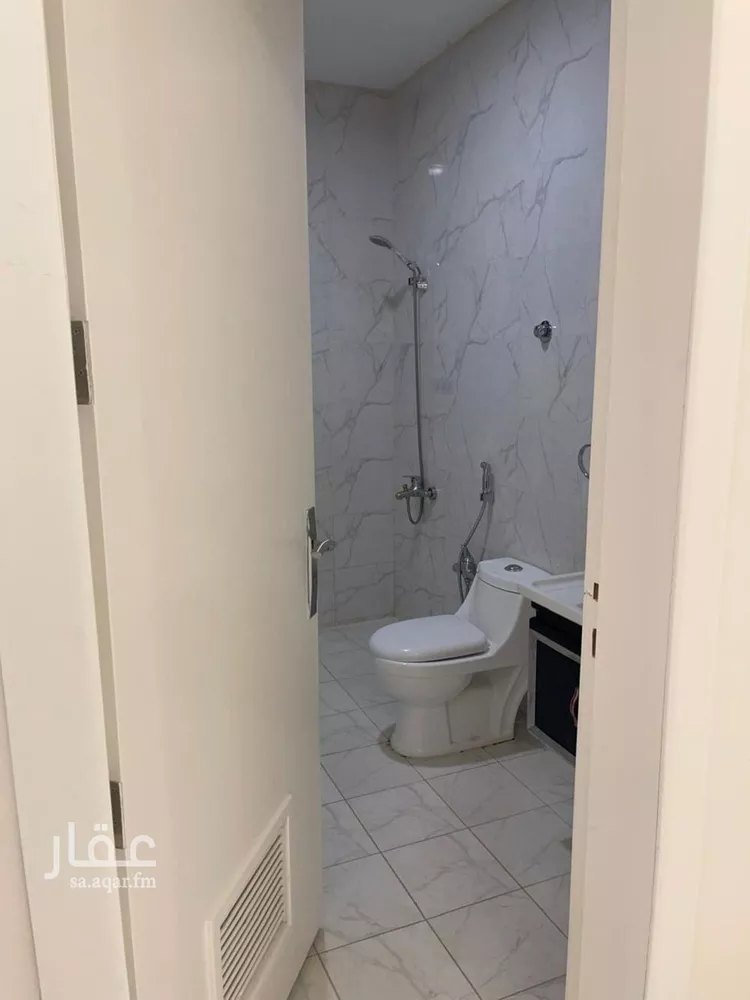 شقة للإيجار في شارع  عبدالله المخضوب, حي الوادي, مدينة الرياض, منطقة الرياض صورة 2