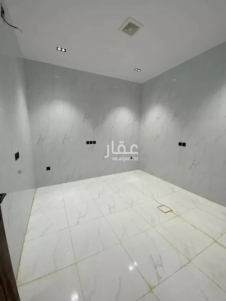 فيلا للبيع في شارع فرعي, حي الجنادرية, مدينة الرياض, منطقة الرياض 10