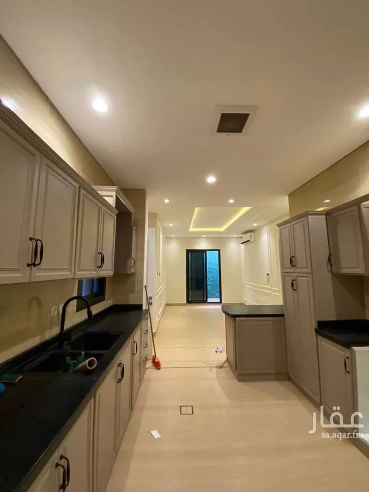Apartment for Sale in Riyadh Al Malqa 8