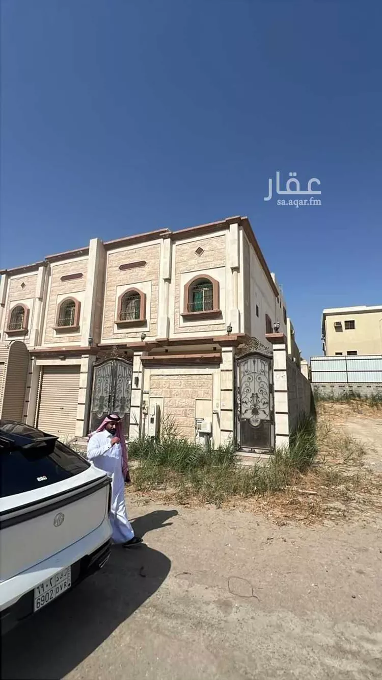 فيلا للبيع في شارع 23ج, حي ضاحية الملك فهد, مدينة الدمام, المنطقة الشرقية صورة 2