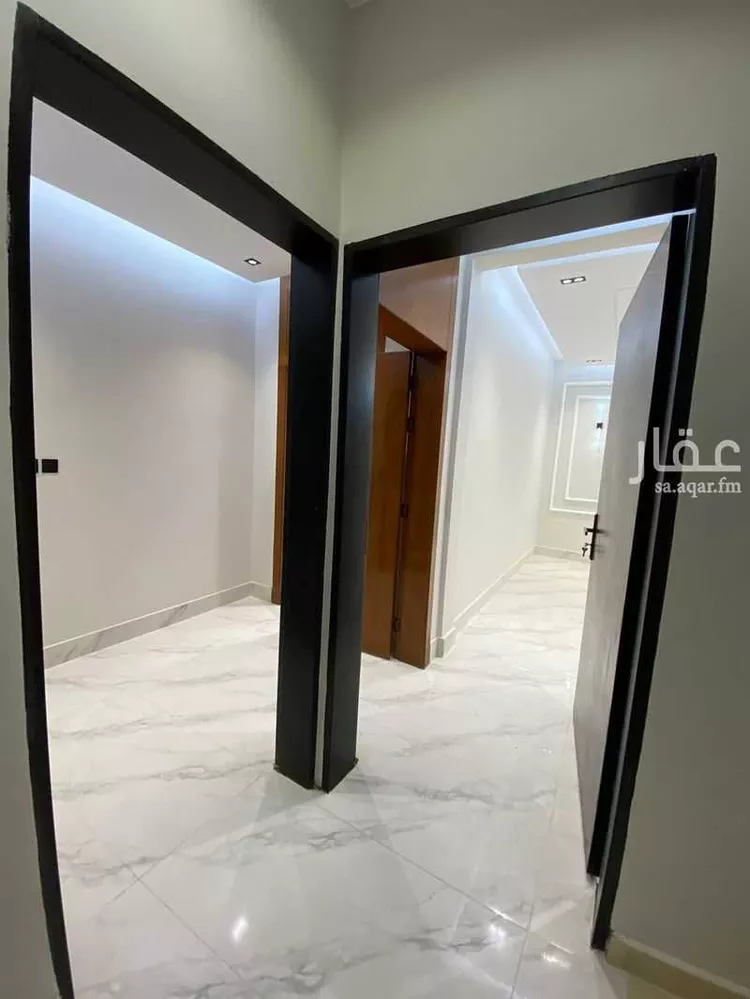 دور للبيع في شارع كثير بن العباس, حي بدر, مدينة الرياض, منطقة الرياض صورة 4