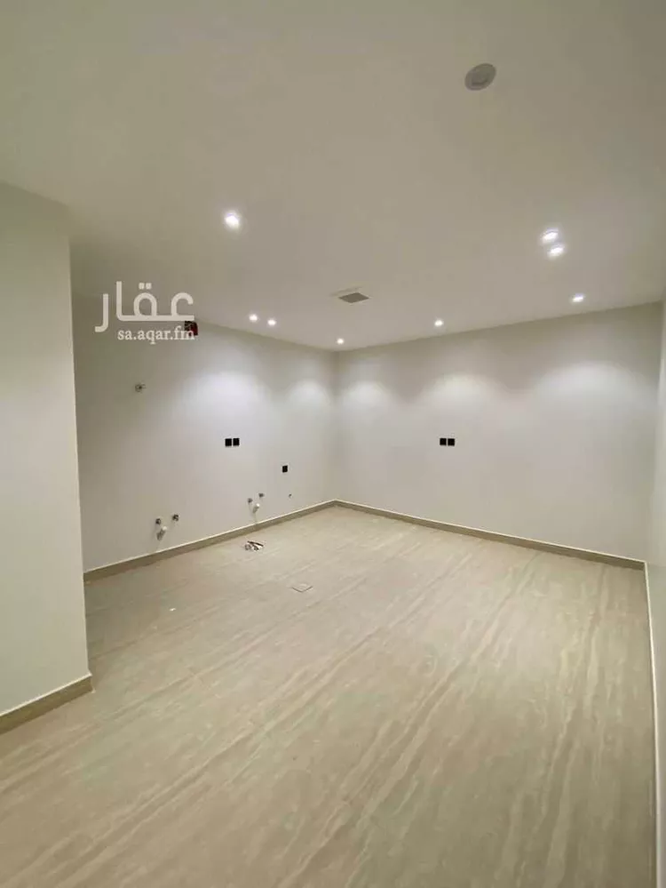 دور للبيع في شارع الزاجل, حي طويق, مدينة الرياض, منطقة الرياض 15