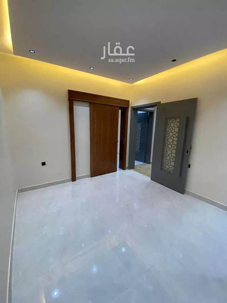 Floor for Sale in Riyadh Dahiat Namar 19