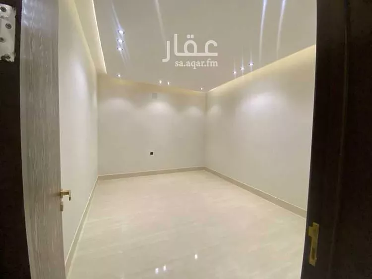 دور للإيجار في شارع الخطاب بن النفيل, حي عكاظ, مدينة الرياض, منطقة الرياض صورة 4