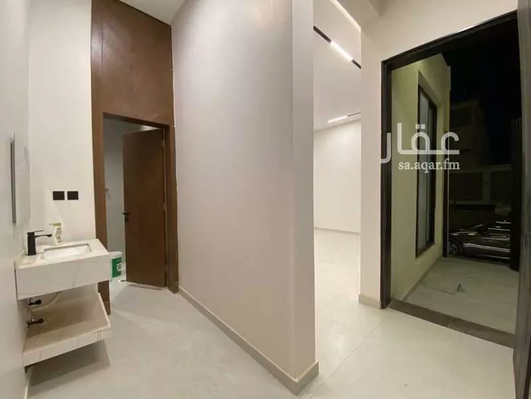 فيلا للبيع في شارع زينب الثقفية, حي العوالي, مدينة الرياض, منطقة الرياض صورة 2