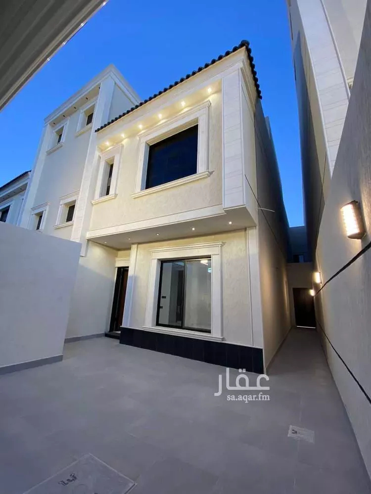 دور للبيع في شارع كثير بن العباس, حي بدر, مدينة الرياض, منطقة الرياض